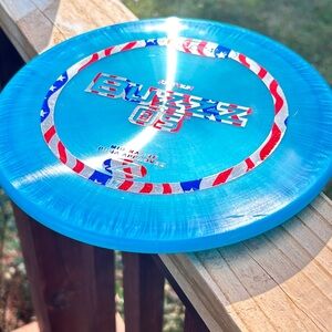 New Discraft First Run Buzzz 0S in Blue Milky Z Plastic and Flag Stamp Disc